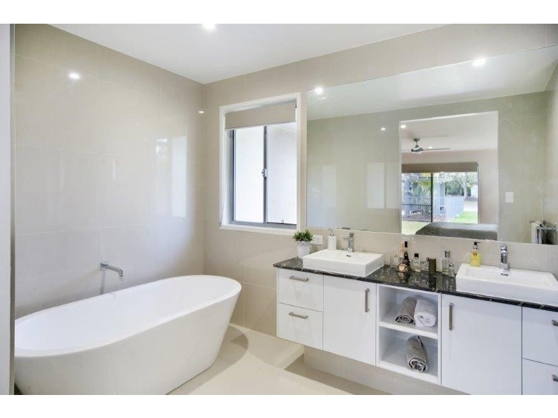 14 Adensfield Court, Cooroibah QLD 4565