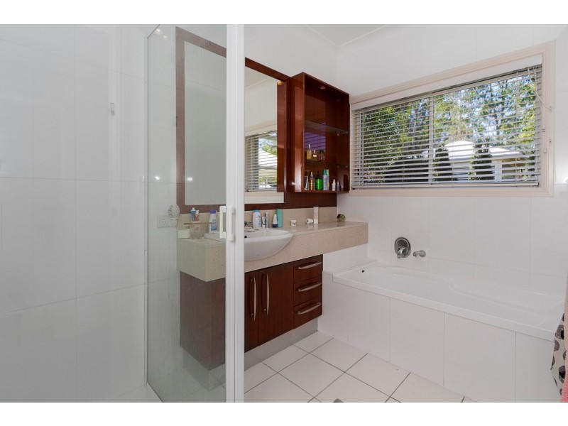 50 Devonstone Drive, Cooroibah QLD 4565