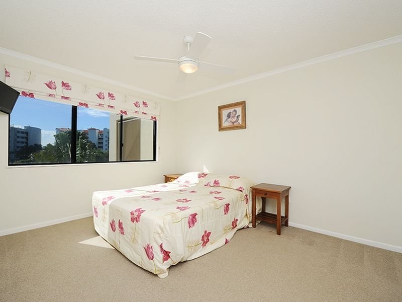 4/6 Mari Street, Alexandra Headland QLD 4572