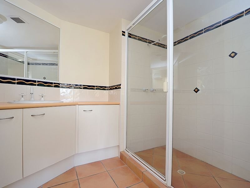 4/6 Mari Street, Alexandra Headland QLD 4572