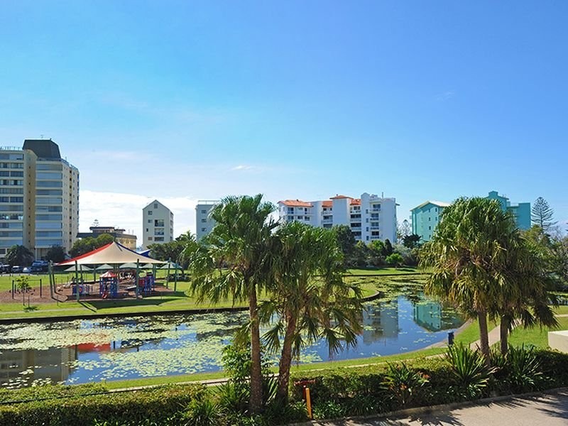 4/6 Mari Street, Alexandra Headland QLD 4572