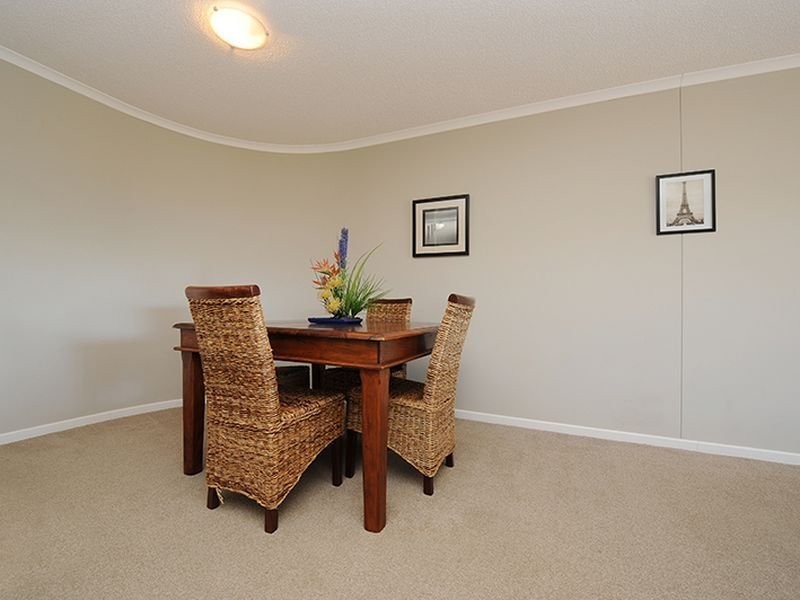 4/6 Mari Street, Alexandra Headland QLD 4572