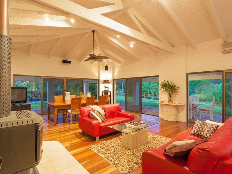 116 Lone Hand Rd, Eumundi QLD 4562