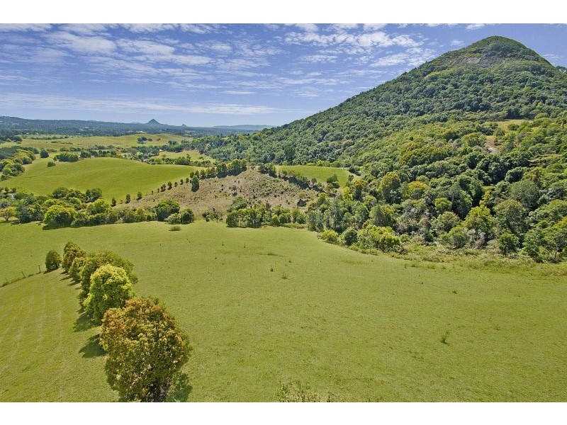 116 Lone Hand Rd, Eumundi QLD 4562