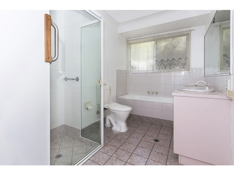 24 Lyndhurst Grove, Tewantin QLD 4565