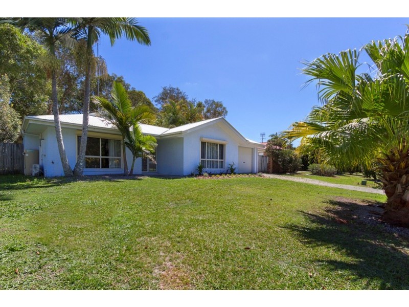 24 Lyndhurst Grove, Tewantin QLD 4565