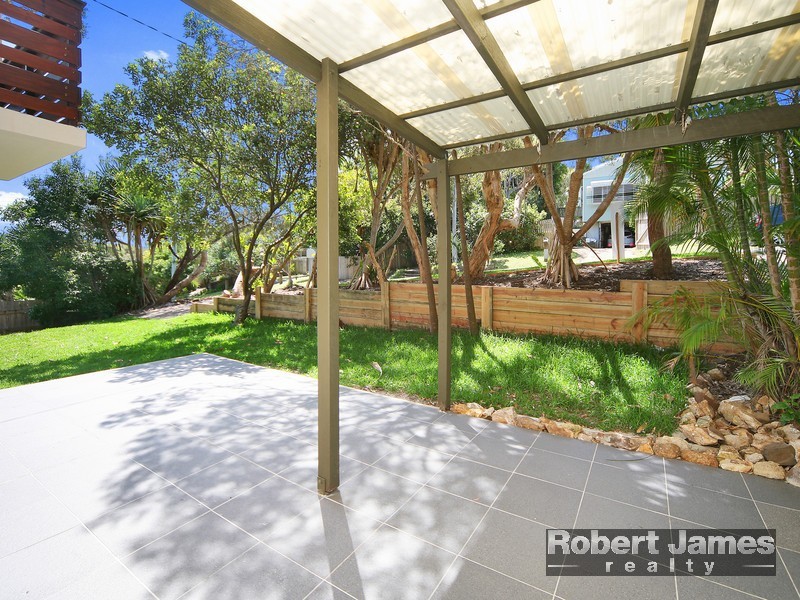 4 Oak Street, Sunshine Beach QLD 4567
