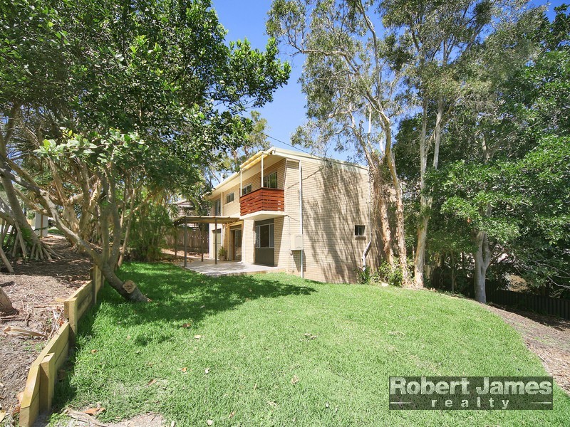 4 Oak Street, Sunshine Beach QLD 4567