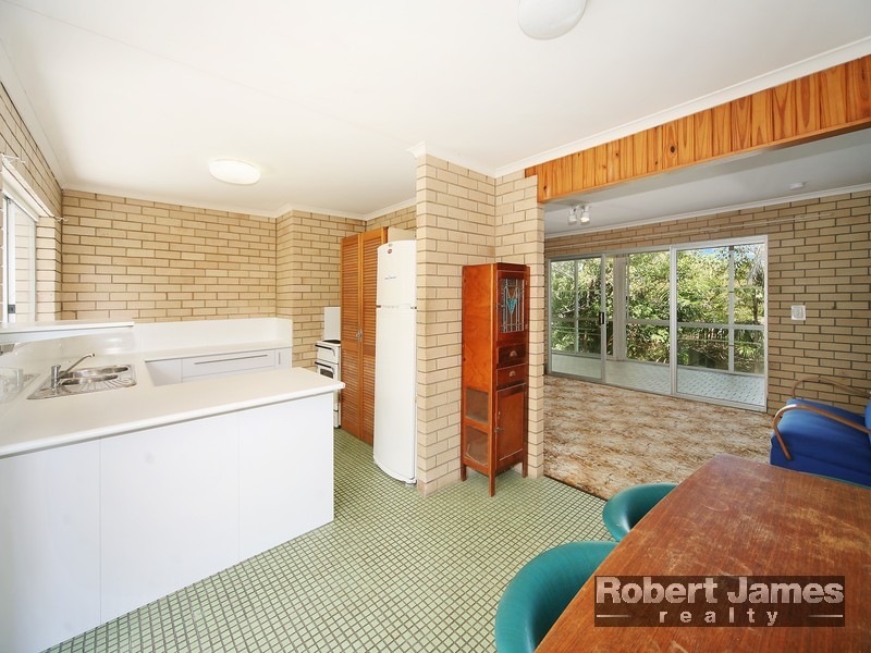 4 Oak Street, Sunshine Beach QLD 4567