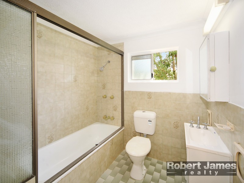 4 Oak Street, Sunshine Beach QLD 4567