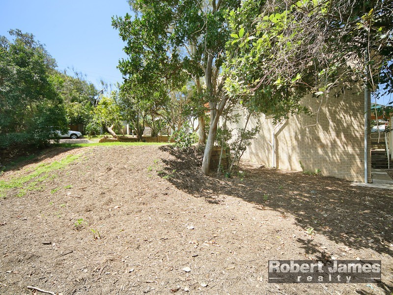 4 Oak Street, Sunshine Beach QLD 4567