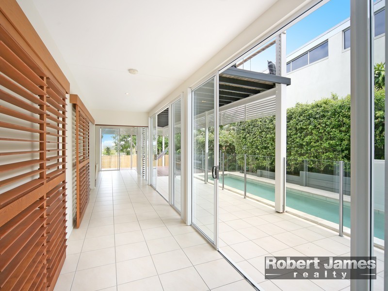 16 The Quarterdeck, Noosa Heads QLD 4567