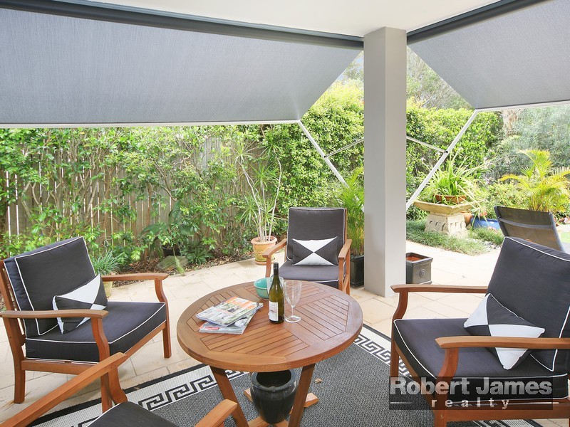 8 Greenside Court, Peregian Springs QLD 4573