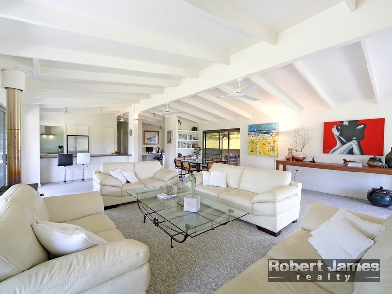 6 Fleetwood Road, Eumundi QLD 4562