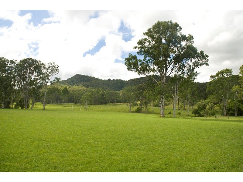 6 Fleetwood Road, Eumundi QLD 4562