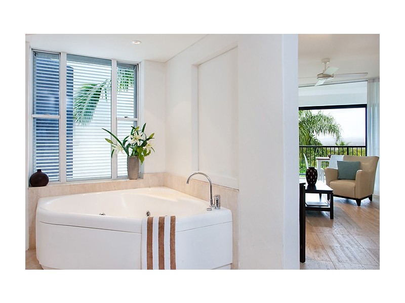 309/16 Noosa Drive, Noosa Heads QLD 4567