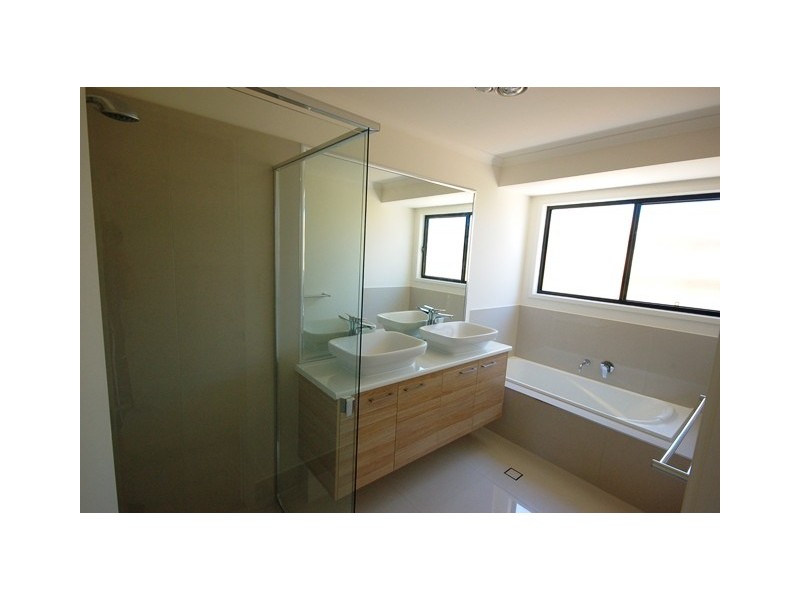 69 Brindabella Avenue, Peregian Springs QLD 4573