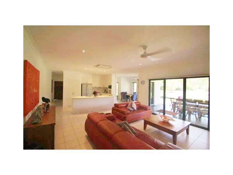 5 Whipbird Place, Doonan QLD 4562