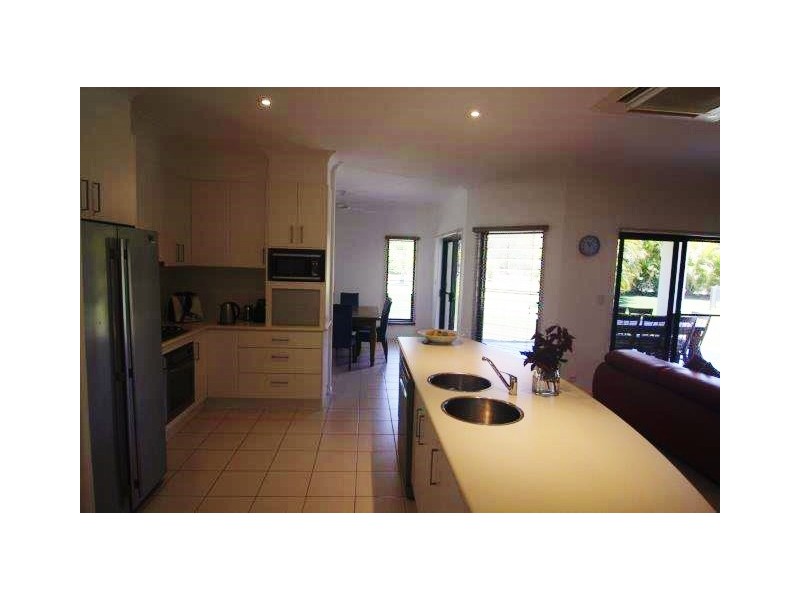 5 Whipbird Place, Doonan QLD 4562
