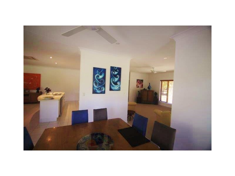 5 Whipbird Place, Doonan QLD 4562