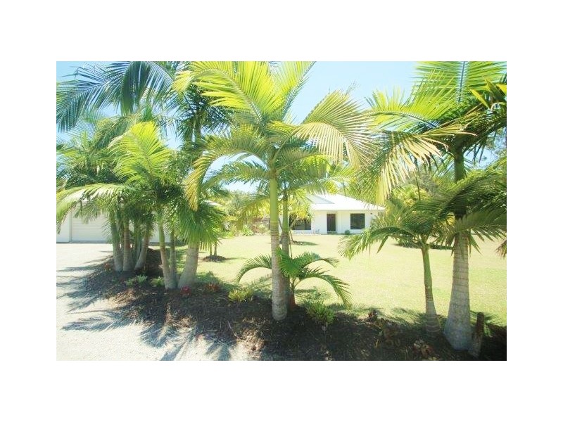 5 Whipbird Place, Doonan QLD 4562