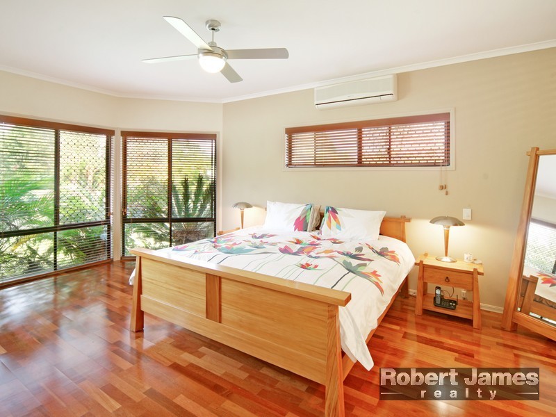 10 Craigslea Court, Cooroibah QLD 4565
