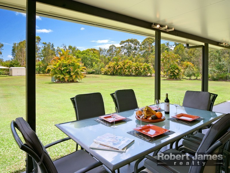 10 Craigslea Court, Cooroibah QLD 4565