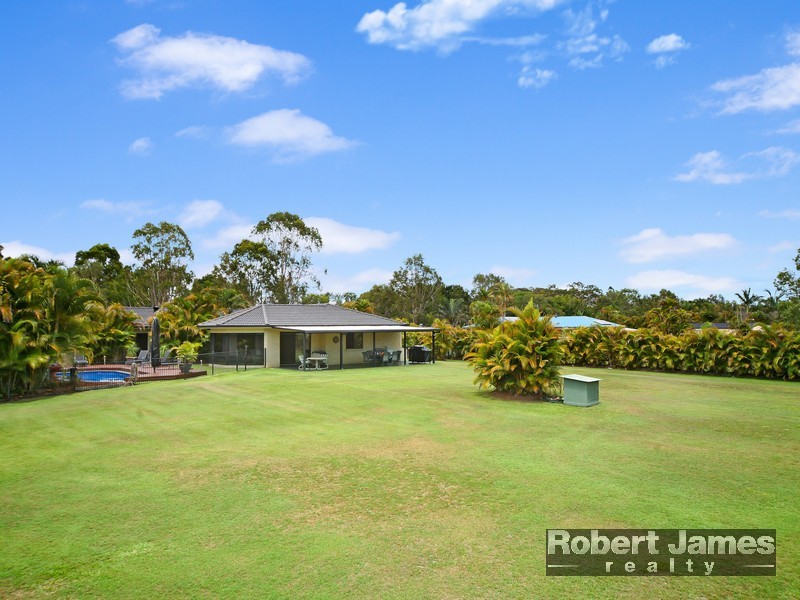 10 Craigslea Court, Cooroibah QLD 4565