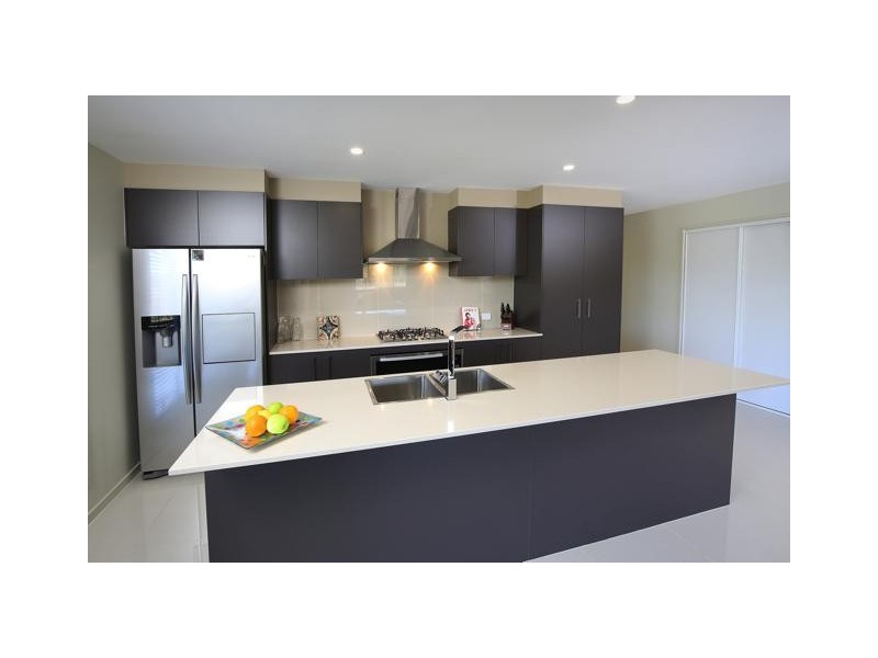 4 Harrier Crescent, Peregian Springs QLD 4573