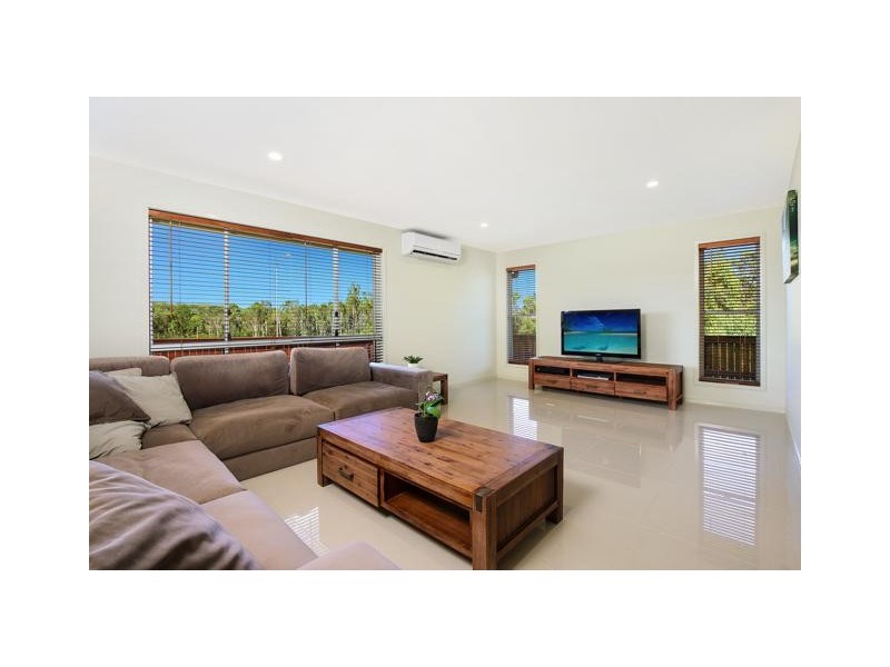 4 Harrier Crescent, Peregian Springs QLD 4573