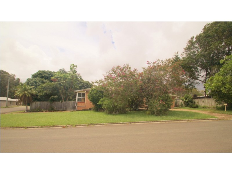19 Lewis Street, Tewantin QLD 4565