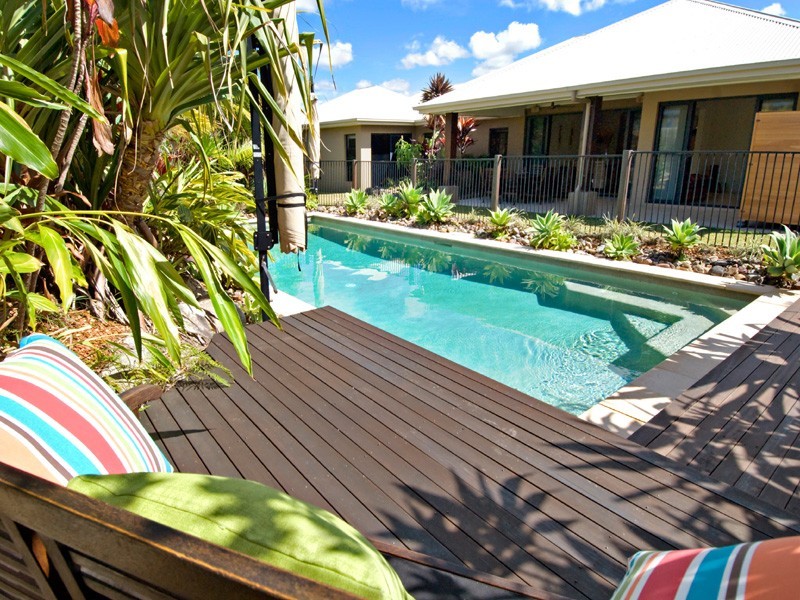 8 Shoal Court, Peregian Springs QLD 4573