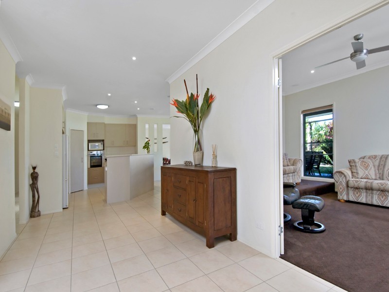 8 Shoal Court, Peregian Springs QLD 4573