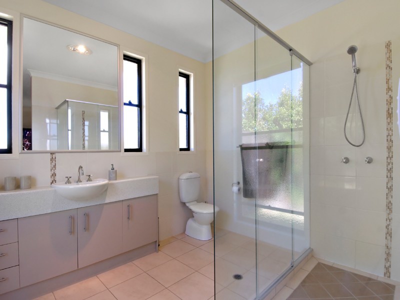 8 Shoal Court, Peregian Springs QLD 4573