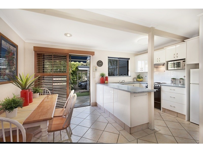 Unit 4, 272 Weyba Road, Noosaville QLD 4566