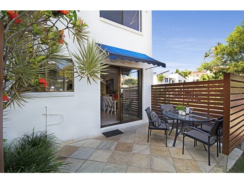 Unit 4, 272 Weyba Road, Noosaville QLD 4566