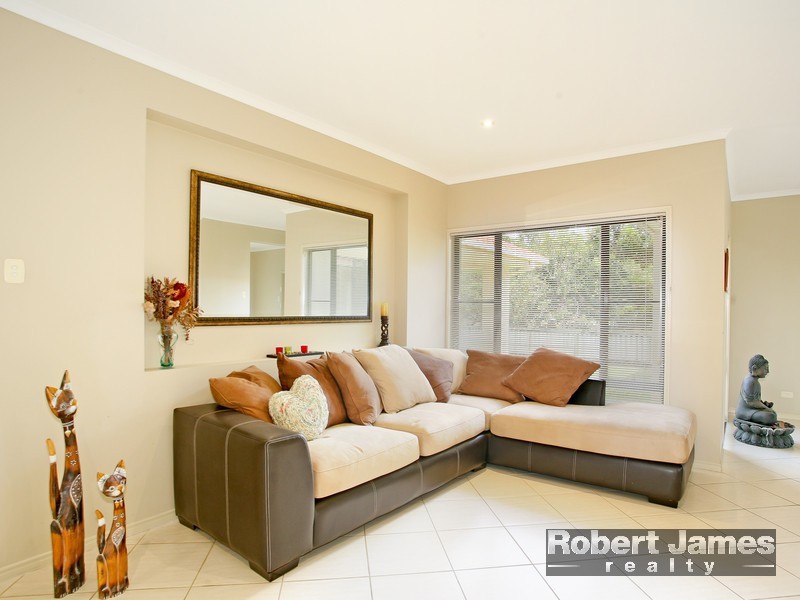 5 Eagleford Court, Peregian Springs QLD 4573