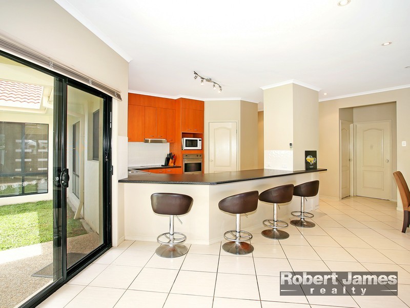 5 Eagleford Court, Peregian Springs QLD 4573