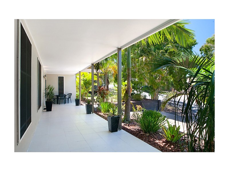 9 Victory Crescent, Sunrise Beach QLD 4567