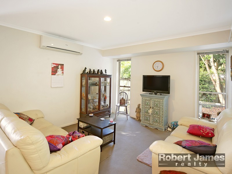 110 Griffith Avenue, Tewantin QLD 4565
