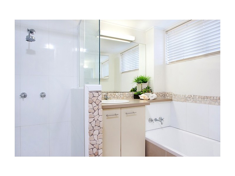 4/19 Wyandra Street, Noosa Heads QLD 4567