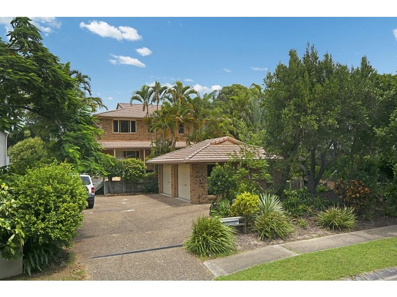 2/15 Parkedge Road, Sunshine Beach QLD 4567