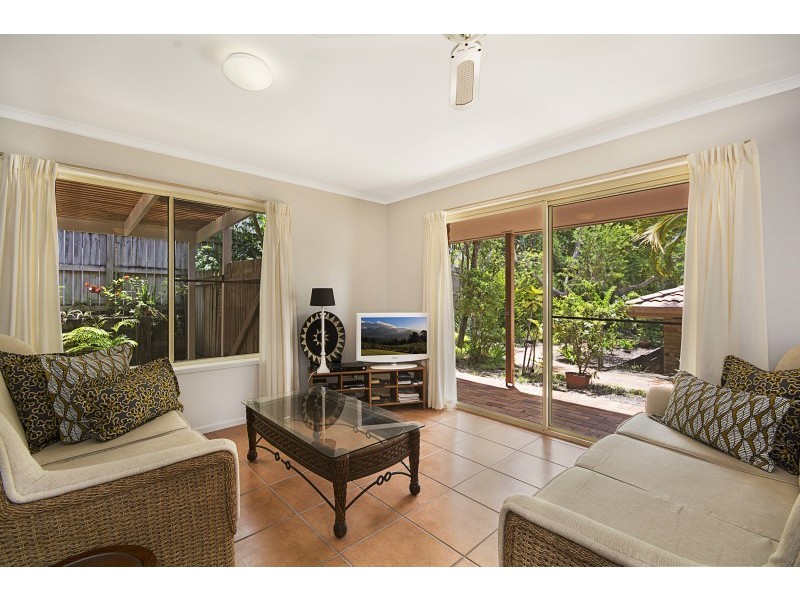 2/15 Parkedge Road, Sunshine Beach QLD 4567