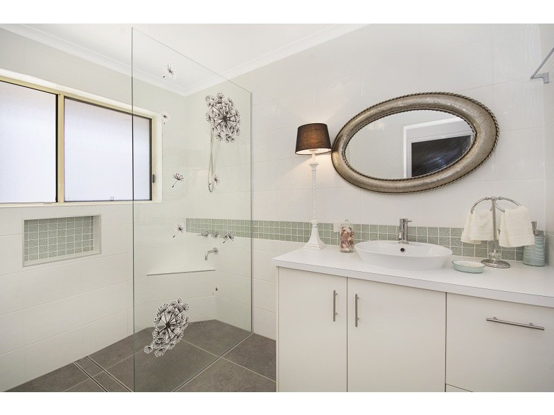 2/15 Parkedge Road, Sunshine Beach QLD 4567