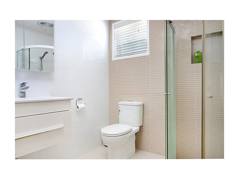 21 Wavecrest Drive, Castaways Beach QLD 4567