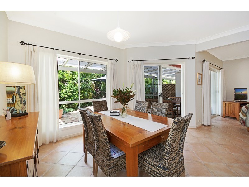 1/3 Ketch Place, Noosa Waters QLD 4566