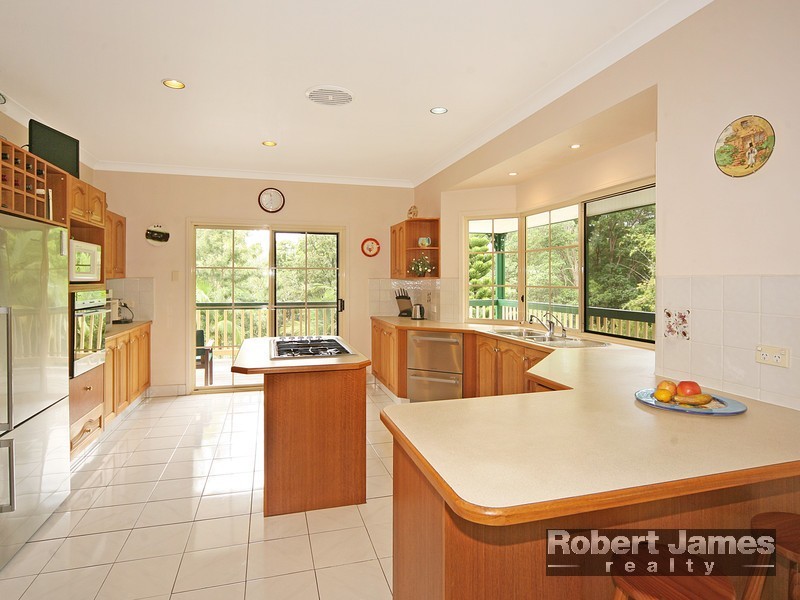 14 Bond Court, Doonan QLD 4562