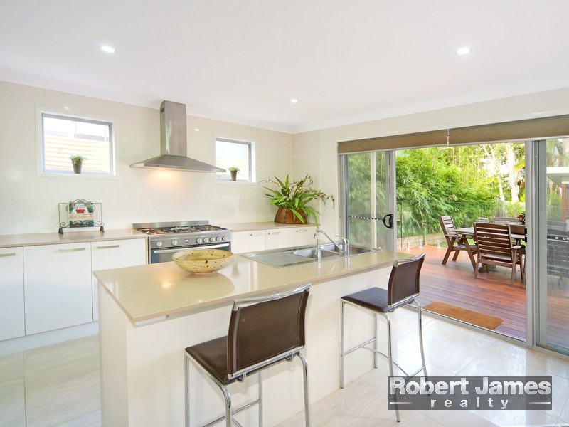 25 Myles Street, Tewantin QLD 4565