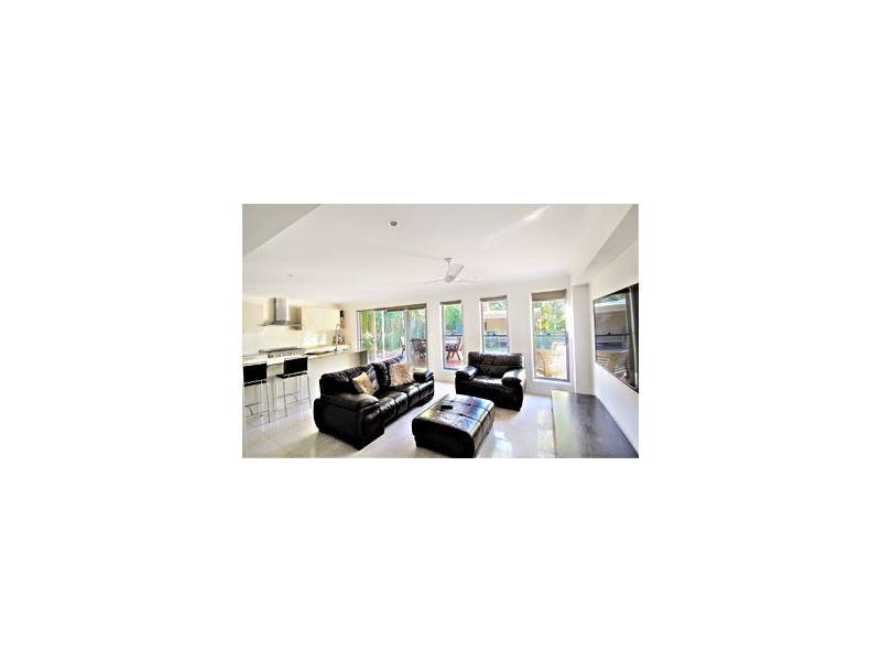 25 Myles Street, Tewantin QLD 4565