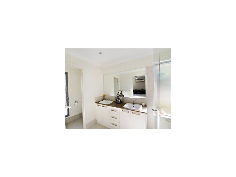 25 Myles Street, Tewantin QLD 4565